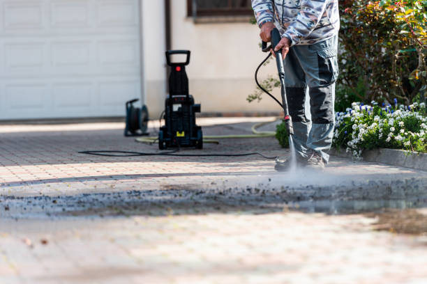Best Concrete Pressure Washing  in Dollar Bay, MI